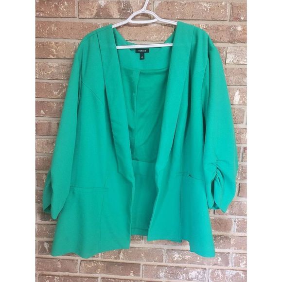 torrid Jackets & Blazers - Torrid Scrunched Sleeve Blazer, Women's 6